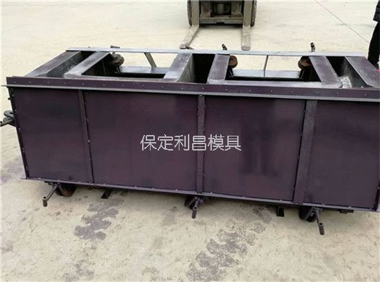 階梯式生態護坡模具